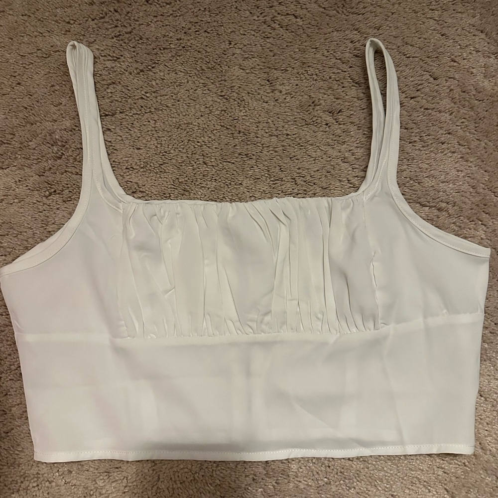 New SHEIN Cropped tank top with scrunched top